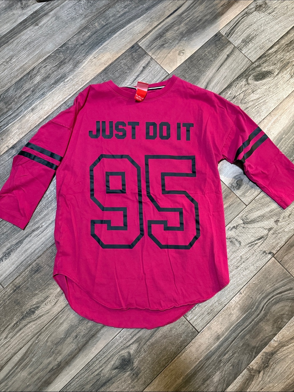 Nike Hot Pink 'Just Do It' 95 3/4 Sleeve Tee